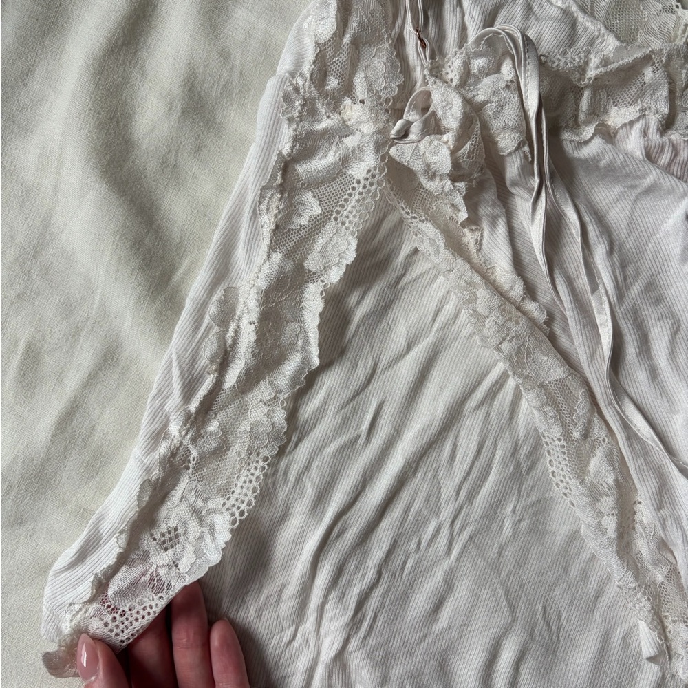 Victoria's Secret So Soft Ribbed Lace-Trim Cami & Shorts Set - Ivory - Picture 6 of 7